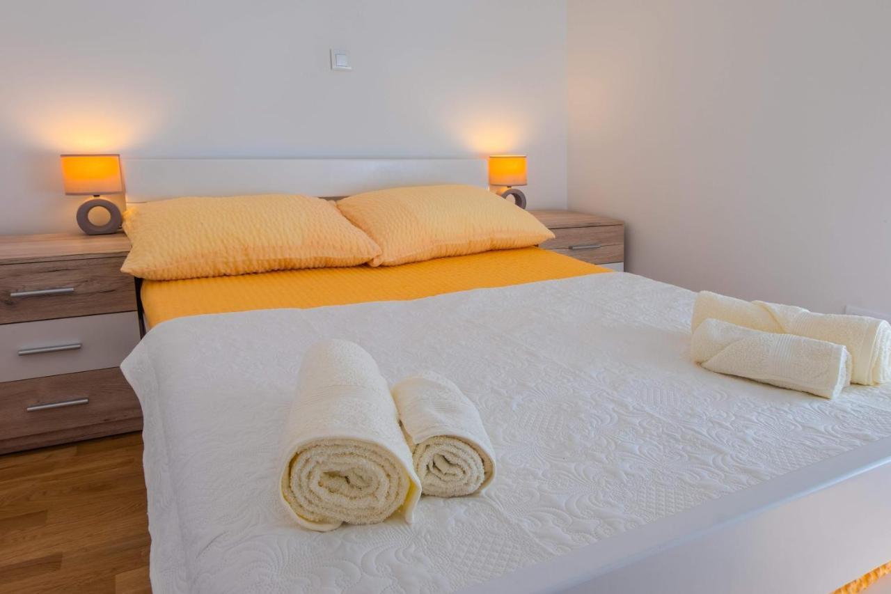 New Apartment Siroki**** Podstrana Bagian luar foto